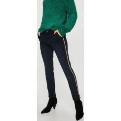 Medicine - Jeansy Basic. Niebieskie jeansy damskie MEDICINE, bez wzorów, z bawełny. Za 79.90 zł.