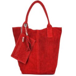 Shopperka czerwona skórzana T49. Czerwone shopperki damskie bez wzorów, ze skóry, duże, bez dodatków. Za 208.99 zł.
