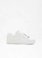 Sneakersy z perełkami. Białe obuwie sportowe damskie bonprix, bez wzorów, bez zapięcia. Za 109.99 zł.
