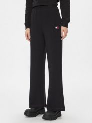 Tommy Jeans Spodnie dresowe DW0DW17312 Czarny Wide Leg. Czarne spodnie dresowe damskie Tommy Jeans, bez wzorów, z dresówki. Za 359.99 zł.