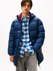 Tommy Jeans kurtka puchowa Mężczyźni Puch niebieski, S. Niebieskie kurtki męskie Tommy Jeans, m, bez wzorów, z jeansu, bez kaptura. Za 1,299.95 zł.