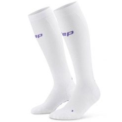 Damskie długie skarpety kompresyjne sportowe Core Ultralight CEP. Białe skarpetki damskie CEP, bez wzorów, z elastanu. Za 199.00 zł.