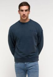 MĘSKA BLUZA MUSTANG NADRUK Auburn Dress Blues 1014791 5334. Czerwone bluzy męskie Mustang, l, bez wzorów, bez ramiączek, bez kaptura. Za 149.99 zł.