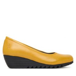 Półbuty Fly London. Żółte półbuty damskie Fly London, bez wzorów, bez obcasa, na koturnie, bez zapięcia. Za 464.99 zł.