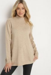 Jasnobeżowy Sweter z Półgolfem Bawełną i Kieszenią w Stylu Kangurka Emirielia. Brązowe swetry nierozpinane damskie Born2be, l, bez wzorów, z bawełny, biznesowe, bez kołnierzyka, bez ramiączek. Za 89.99 zł.