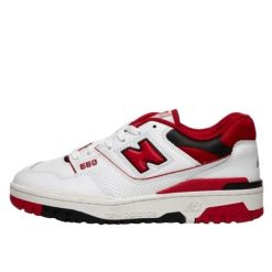 Buty do chodzenia dla dorosłych New Balance 550 White Red. Białe obuwie sportowe damskie New Balance, bez wzorów, bez zapięcia, trekkingowe. Za 611.00 zł.