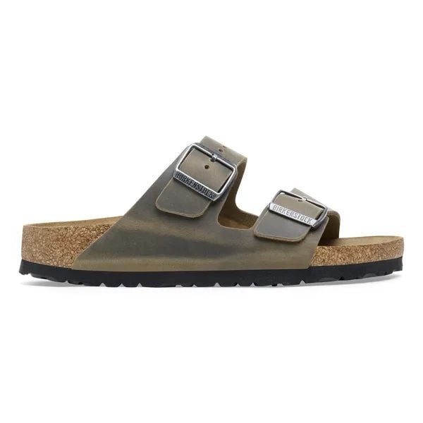 Birkenstock Arizona LEOI Faded Klapki damskie khaki. Zielone klapki damskie Birkenstock, na lato, bez wzorów, eleganckie, bez obcasa, bez zapięcia. Za 369.99 zł.