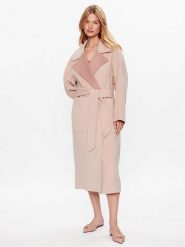 Calvin Klein Płaszcz wełniany K20K205855 Różowy Regular Fit. Czerwone płaszcze damskie Calvin Klein, na zimę, bez wzorów, z wełny, bez kołnierzyka, bez kaptura. Za 3,839.00 zł.