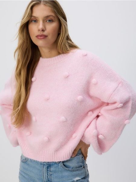 Sweter z ozdobnymi aplikacjami - różowy. Czerwone swetry nierozpinane damskie Reserved, l, z aplikacjami, z dzianiny, bez kołnierzyka, bez ramiączek. Za 139.99 zł.