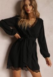 Czarna Sukienka Twinklebreeze. Czarne sukienki damskie Renee, na imprezę, l, bez wzorów, z koronki, bez kołnierzyka, bez ramiączek. Za 109.99 zł.