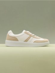 Trampki - wielobarwny. Trampki i tenisówki damskie Sinsay, bez wzorów, bez zapięcia. Za 27.99 zł.