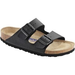Klapki turystyczne uniseks Birkenstock Arizona 551251 Black. Czarne klapki męskie Birkenstock, bez wzorów, z materiału, bez zapięcia. Za 562.00 zł.