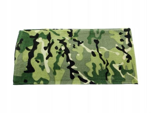 Chusta bandana kamuflaż. Zielone szaliki męskie MFH MAX FUCHS, bez wzorów, z bawełny. Za 13.99 zł.