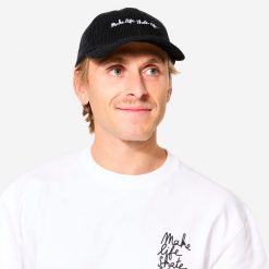 Czapka z daszkiem sztruksowa na deskorolkę CAP900 Make Life Skate Life czarna. Czarne czapki damskie Decathlon, bez wzorów, z bawełny, sportowe. Za 69.99 zł.