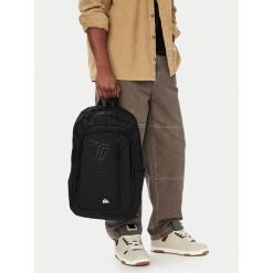 Plecak Quiksilver. Czarne plecaki męskie Quiksilver, bez wzorów, sportowe. Za 129.99 zł.