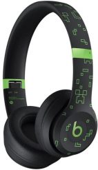 APPLE Beats Solo 4 Minecraft Special Edition Charged Wireless On-Ear Headphones Black, MYJ03ZM/A, Bluetooth. Czarne słuchawki bezprzewodowe Apple. Za 907.80 zł.