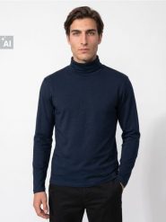 Bawełniany golf basic - granatowy. Niebieskie swetry męskie Sinsay, l, bez wzorów, z bawełny, bez kołnierzyka, bez ramiączek. Za 29.99 zł.