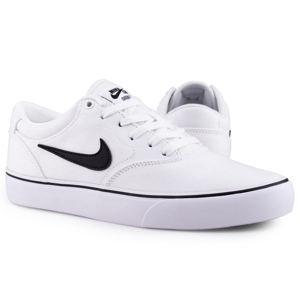 Buty sportowe trampki Nike SB CHRON 2 CNVS. Białe obuwie sportowe damskie Nike, bez wzorów, bez zapięcia, trekkingowe. W wyprzedaży za 289.00 zł.