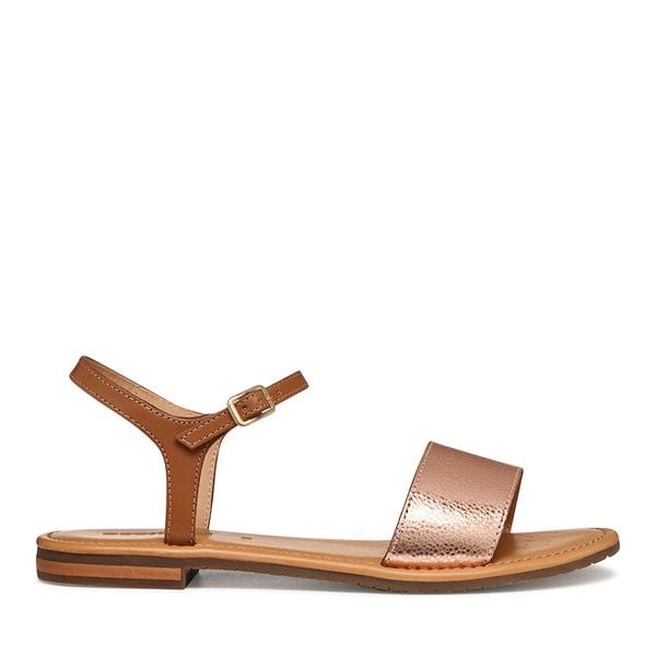 Sandały Geox. Brązowe sandały damskie Geox, bez wzorów, bez obcasa, na płaskiej podeszwie, bez zapięcia. Za 219.99 zł.