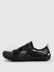 4F Buty do wody BALTROCK damskie - czarne 39. Czarne obuwie sportowe damskie 4F, na lato, bez wzorów, z gumy, bez zapięcia, trekkingowe. Za 119.99 zł.