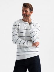 Męski casualowy sweter w poziome paski – kremowy V2 OM-SWSW-0143 - XXL. Białe swetry męskie Ombre Clothing, l, z aplikacjami, z bawełny, wizytowe, bez kołnierzyka, bez ramiączek. W wyprzedaży za 79.99 zł.