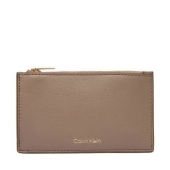 Portfel Calvin Klein. Brązowe portfele damskie Calvin Klein. Za 209.99 zł.