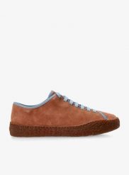 Buty outdoor damskie Camper Peu Terreno. Brązowe obuwie trekkingowe damskie Camper, z gumy, bez zapięcia. Za 615.99 zł.