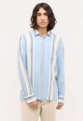 Męska Koszula MUSTANG Estero Big Stripe 1015239 12600. Koszule męskie Mustang, l, bez wzorów, bez kołnierzyka, bez ramiączek. Za 139.99 zł.