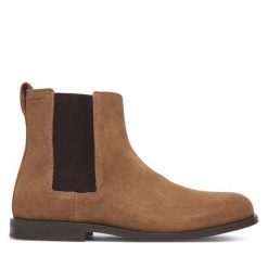 Sztyblety Calvin Klein. Brązowe botki męskie Calvin Klein, bez wzorów, bez obcasa, bez zapięcia. Za 649.99 zł.