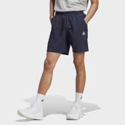 Szorty fitness męskie Adidas Aeroready Essentials Chelsea Small Logo Shorts. Czarne buty sportowe męskie Adidas, bez wzorów, bez zapięcia, na fitness i siłownię. Za 103.00 zł.