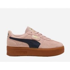 Buty sportowe damskie Puma PALERMO ELEVATA. Czerwone obuwie sportowe damskie Puma, bez wzorów, bez zapięcia, trekkingowe. W wyprzedaży za 335.00 zł.
