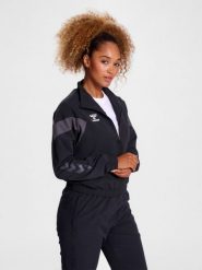 Damska bluza dresowa Hummel Travel. Czarne bluzy damskie Hummel, na wiosnę, xs, bez wzorów, z dresówki, klasyczne, bez ramiączek, bez kaptura. Za 158.70 zł.
