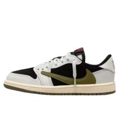 Buty do chodzenia dla dorosłych Air Jordan 1 Low Travis Scott Olive. Białe obuwie sportowe damskie Jordan, bez wzorów, bez zapięcia, trekkingowe. Za 4,234.05 zł.
