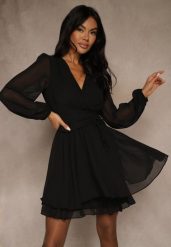 Czarna Siateczkowa Sukienka o Rozkloszowanym Kroju z Dekoltem w Serek Zennela. Czarne sukienki damskie Renee, na co dzień, l, bez wzorów, z jeansu, eleganckie, bez kołnierzyka, bez ramiączek, mini, kopertowe. Za 159.99 zł.