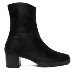 Botki HÖGL. Czarne botki damskie HÖGL, bez wzorów, bez obcasa, na słupku, bez zapięcia. Za 649.99 zł.