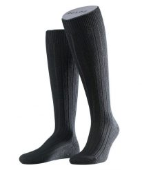 Skarpetki do połowy łydki Falke Teppich Im Schuh. Czarne skarpety męskie Falke, bez wzorów, z materiału. Za 155.50 zł.