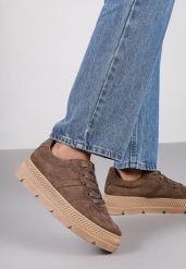 Brązowe Sneakersy Vices na Grubej Tłoczonej Podeszwie Alerrive. Brązowe obuwie sportowe damskie Born2be, bez wzorów, z jeansu, bez zapięcia. Za 89.99 zł.