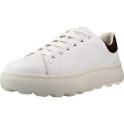 Buty GEOX D SPHERICA EC4 1 Biały. Białe obuwie trekkingowe damskie Geox, ze skóry, bez zapięcia. Za 451.99 zł.
