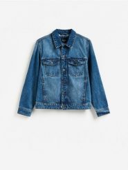 Jeansowa kurtka - niebieski. Niebieskie kurtki męskie Reserved, l, bez wzorów, z denimu, bez kaptura. Za 169.99 zł.
