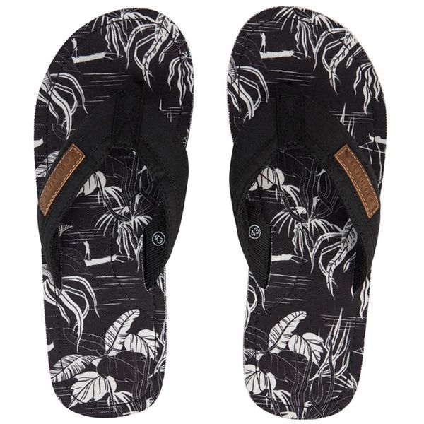 Klapki męskie Protest PRTTAMBABA slaps. Czarne klapki męskie Protest, bez wzorów, bez zapięcia. W wyprzedaży za 129.90 zł.