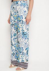Niebieskie Wiskozowe Spodnie o Prostym Kroju ze Ściągaczem w Talii Lielle. Niebieskie spodnie materiałowe damskie Born2be, bez wzorów, z jeansu, eleganckie. Za 74.99 zł.