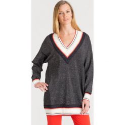 SWETER PINKO. Czarne swetry nierozpinane damskie Pinko, l, z aplikacjami, z materiału, bez kołnierzyka, bez ramiączek. Za 605.00 zł.