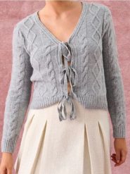 Sweter z wiązaniem - szary. Szare swetry nierozpinane damskie Sinsay, l, bez wzorów, bez kołnierzyka, bez ramiączek. Za 69.99 zł.