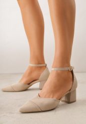 Ciemnobeżowe Czółenka ze Sportowej Tkaniny VICES na Słupku z Paskiem przy Kostce Loraira. Brązowe czółenka damskie Renee, bez wzorów, z tkaniny, eleganckie, bez obcasa, na słupku, bez zapięcia. Za 119.99 zł.