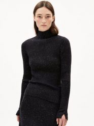 ARMEDANGELS Sweter - Alaania Kobiety Bawełna czarny, M. Czarne swetry nierozpinane damskie ARMEDANGELS, m, bez wzorów, z bawełny, bez kołnierzyka, bez ramiączek. Za 379.95 zł.