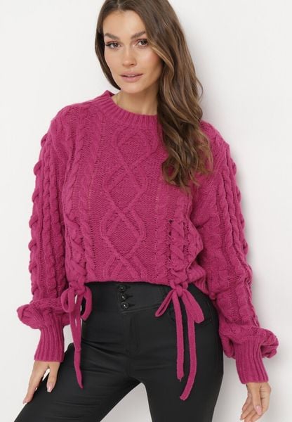 Fuksjowy Klasyczny Sweter ze Ściągaczami i Ozdobnym Sznurowaniem Nabira. Czerwone swetry nierozpinane damskie Born2be, bez wzorów, klasyczne, bez kołnierzyka, bez ramiączek. Za 129.99 zł.