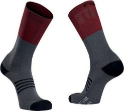 Skarpetki Northwave Extreme Pro High. Szare skarpetki damskie Northwave, bez wzorów. Za 153.50 zł.