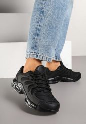 Czarne Buty Sportowe Sneakersy z Tłoczoną Cholewką Calzivis. Czarne obuwie sportowe damskie Renee, z aplikacjami, z jeansu, bez zapięcia. Za 109.99 zł.