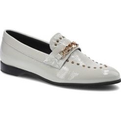 Szare Lordsy Lamanti Damskie Stylowe Obuwie. Szare półbuty damskie LAMANTI, z aplikacjami, ze skóry, eleganckie, bez obcasa, na obcasie, bez zapięcia. Za 279.00 zł.