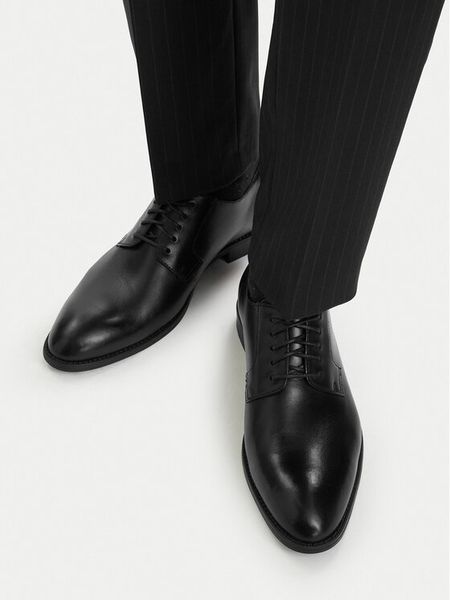 Lasocki Półbuty CEO-PERRY-03 MB Czarny. Czarne buty wizytowe męskie Lasocki, bez wzorów, ze skóry, bez obcasa, bez zapięcia. Za 229.99 zł.